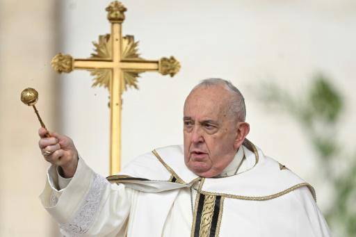 El Vaticano aborda el aborto, la teoría de género y la gestación subrrogada en un texto sobre la dignidad humana