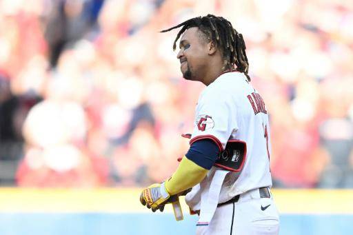 Tigres dan el golpe definitivo en Cleveland y regresan a serie divisional