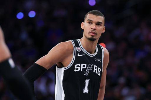 Wembanyama condena violencia contra aficionados de Spurs en Nueva York