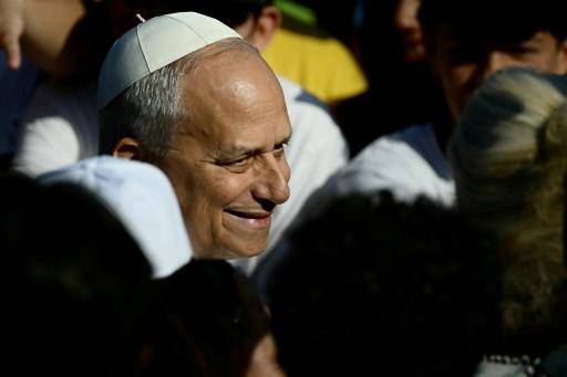 Sheinbaum pide incluir a México en la visita papal a Latinoamérica