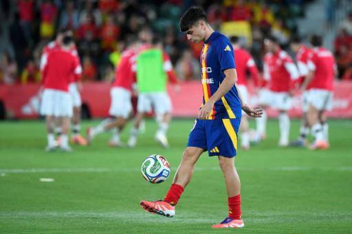 Pedri, el mago venerado que lleva a España en volandas