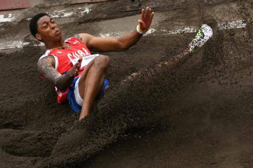 Inesperado retorno de saltador Echevarría a selección cubana con mira en París