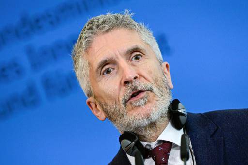 El ministro español del Interior, cuestionado tras la anulación del cese de un alto cargo