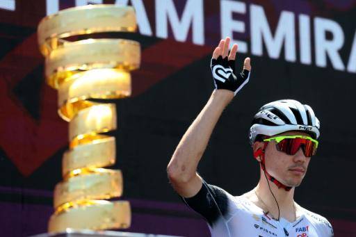 Juan Ayuso abandona el Giro de Italia