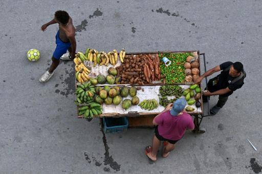 Casi el 70% de los cubanos vive en situación de pobreza, según un estudio