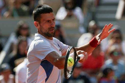 Djokovic llega con expectativas bajas y esperanzas altas a Roland Garros