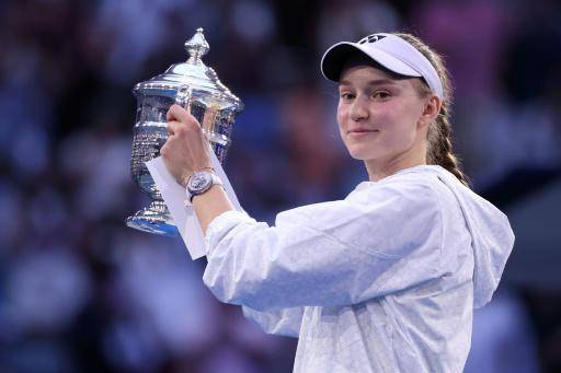 Elena Rybakina, la nueva e indescifrable jefa del tenis femenino