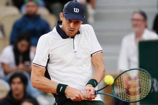 El chileno Jarry, subcampeón en Roma, pierde en primera ronda en Roland Garros