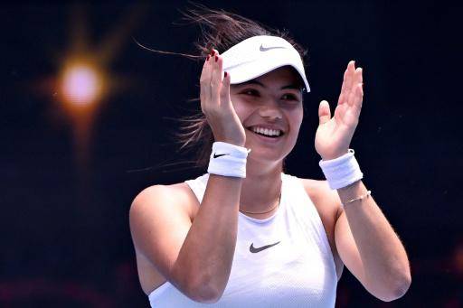 Emma Raducanu, acosada por un hombre durante el torneo WTA 1000 de Dubái