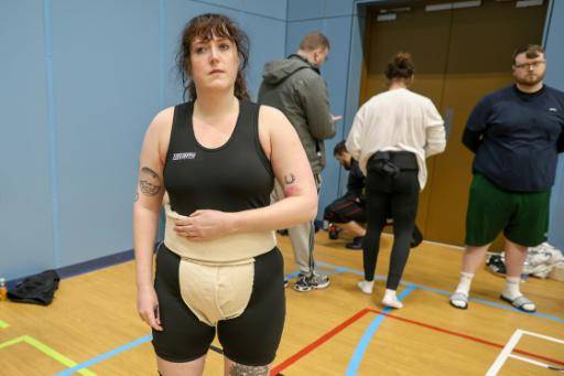 En Irlanda del Norte, una mujer lucha por hacerse un hueco en el sumo