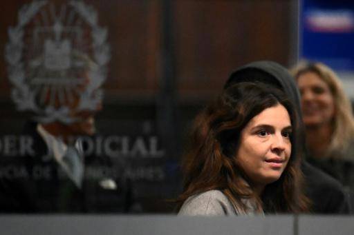 La hija de Maradona dice en el juicio que el equipo médico no se hacía responsable