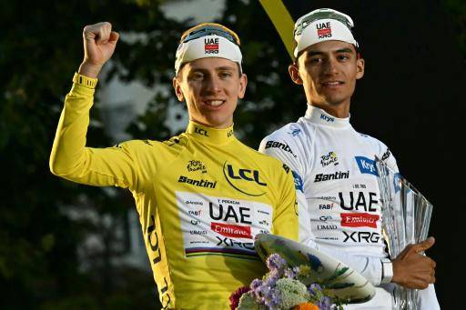 Isaac del Toro emociona a México por su doble hazaña en el Tour de Francia