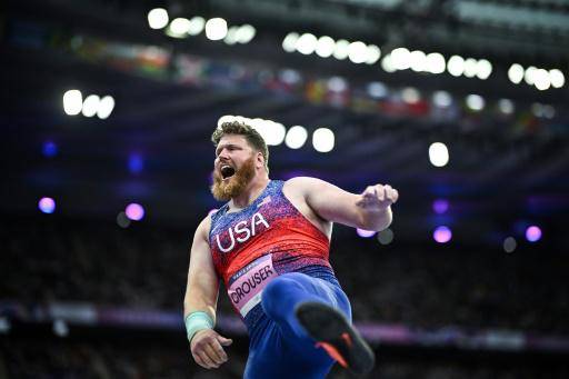 Tercer oro olímpico seguido para Ryan Crouser en lanzamiento de bala