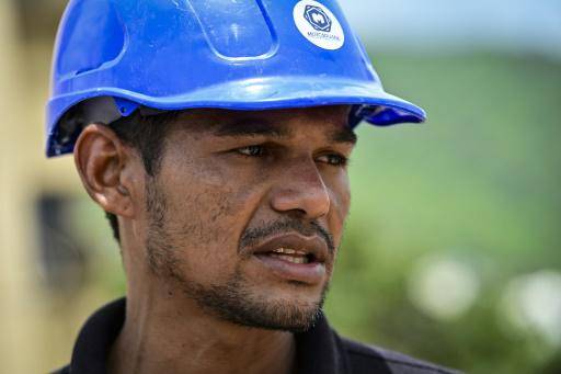 Hasta lo último: el trauma de un voluntario por encontrar a sus familiares sepultados en Venezuela