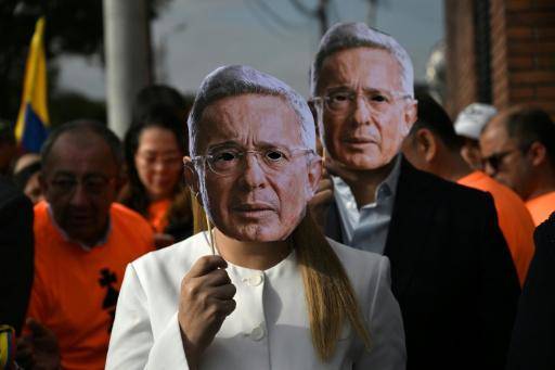 El exabogado de Álvaro Uribe, culpable en un caso ligado a una condena contra el expresidente de Colombia