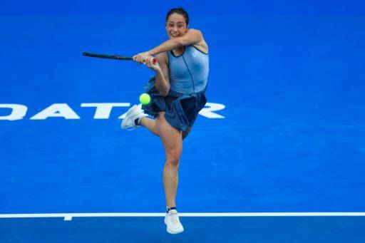 Hecatombe de cabezas de serie en WTA 1000 de Doha, Osorio avanza