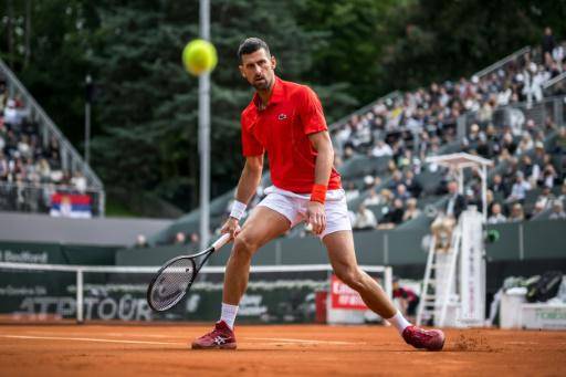 Djokovic avanza a las semifinales en Ginebra