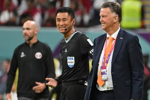 Los Países Bajos se pasean ante Catar y pasan a octavos como líderes