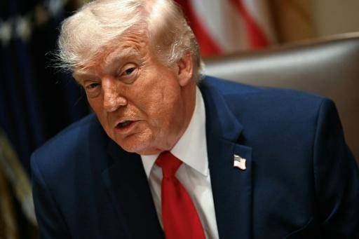 Trump dice que no está aún satisfecho con el acuerdo con Irán