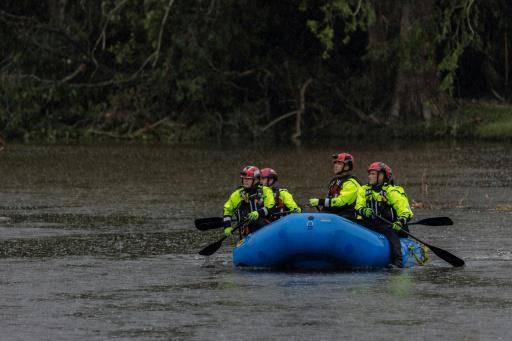 Entré en pánico y recé: testimonios de las inundaciones en Texas