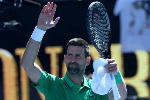 Djokovic y Sinner muestran credenciales en Australia, favoritas avanzan en cuadro femenino
