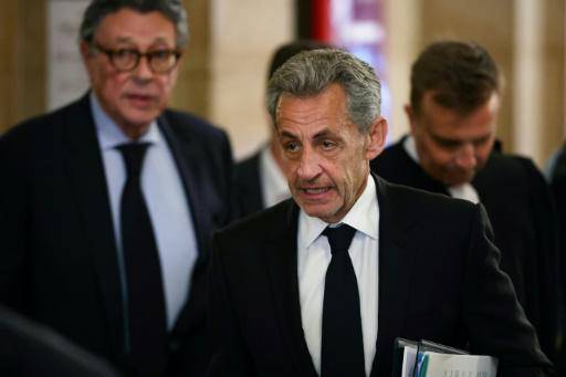 Comienza el juicio en apelación contra Sarkozy en Francia por la presunta financiación libia