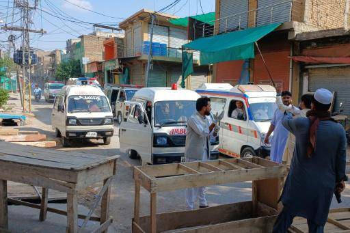 Una explosión en una comisaría de Pakistán mata a ocho personas