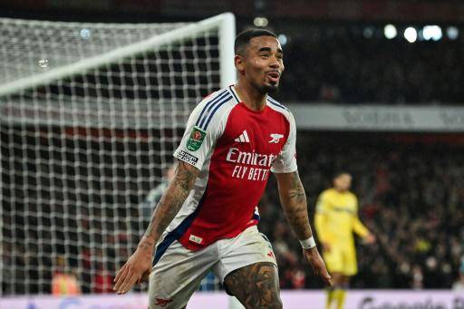 Gabriel Jesús lleva al Arsenal a 'semis' de Copa de la Liga, Liverpool y Newcastle avanzan