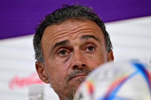 Luis Enrique deja de ser seleccionador español y De la Fuente le sustituye