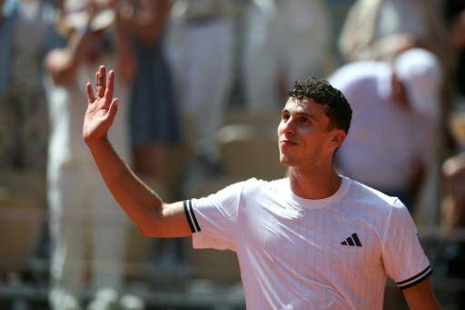 Tras Sinner, Juanma Cerúndolo vence a Landaluce y sigue su aventura en Roland Garros