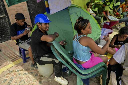 Hasta lo último: el trauma de un voluntario por encontrar a sus familiares sepultados en Venezuela
