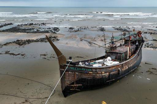Tras escapar de la guerra en Birmania, los rohinyá ahora arriesgan todo para huir de Bangladés