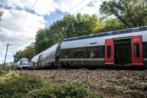 El descarrilamiento de un tren en el norte de Francia deja 44 heridos, uno de gravedad