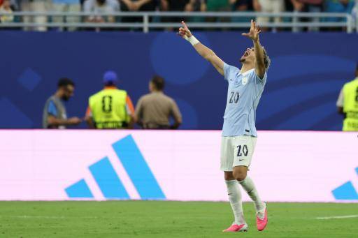 España y Uruguay: un golpe sobre la mesa para sentarse ya con los otros campeones
