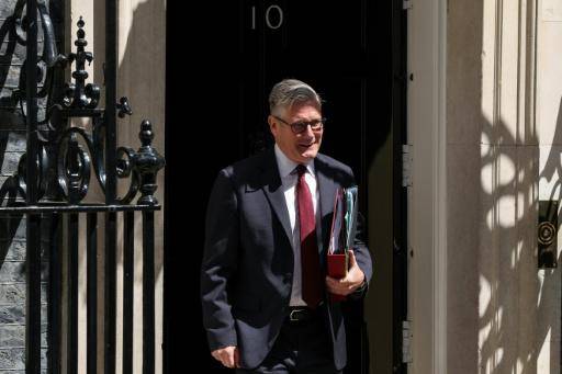 El gobierno británico flexibiliza las sanciones contra Rusia