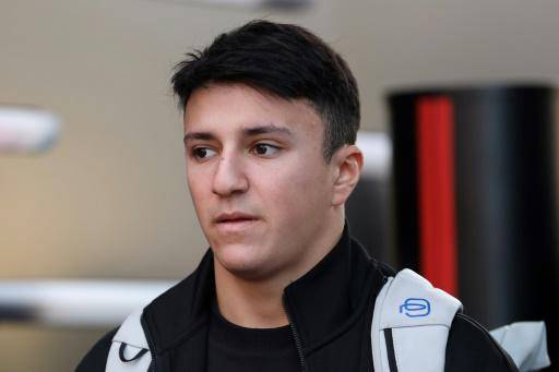 Una oportunidad increíble, dice Hadjar, candidato a fichar por Red Bull