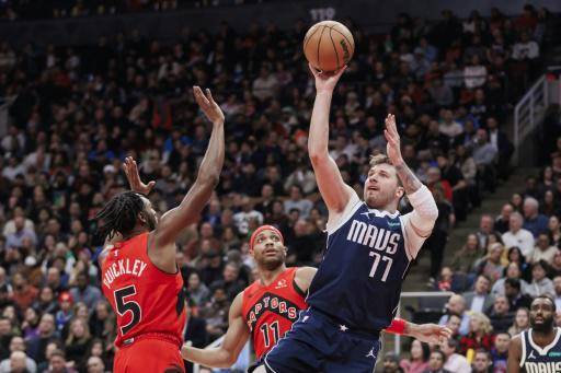Doncic celebra su cumpleaños con un triple doble y victoria de Dallas