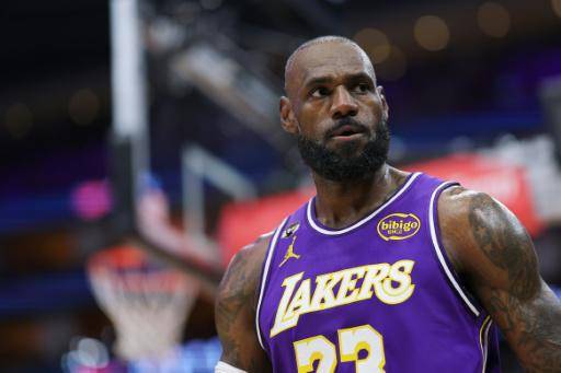 LeBron James iguala el récord de partidos jugados en la NBA