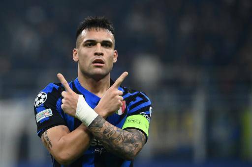 El Inter vuela hacia los octavos de Champions con un triplete de Lautaro