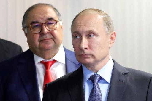 El oligarca ruso Usmanov renuncia a la presidencia de la Federación Internacional de Esgrima