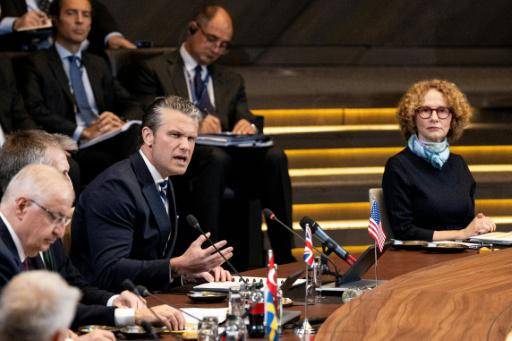 EEUU anuncia una reevaluación de su despliegue militar en Europa
