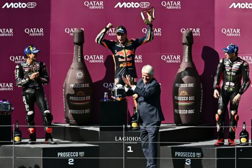 El español Acosta gana el GP de Austria de MotoGP, Márquez superado por Martín