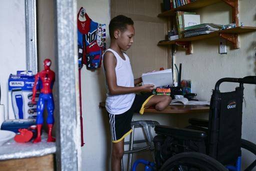 Ya quiero que me operen: el sueño en pausa de ser atleta de un niño cubano