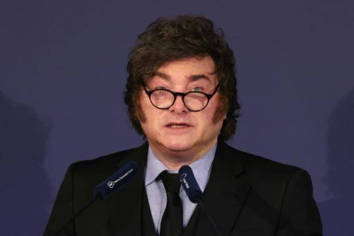 Milei llama dictador a Sánchez y Madrid le recrimina sus calumnias, en plena campaña electoral española