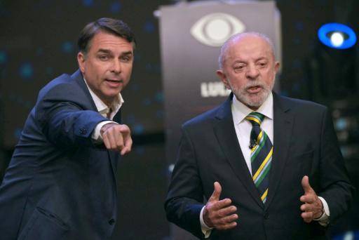 La hora de elegir para Brasil: Lula o el hijo de Bolsonaro