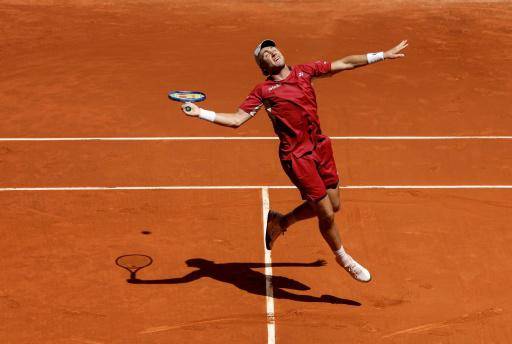 Casper Ruud durante su victoria ante Stefanos Tsitsipas en octavos de final del Masters 1000 de Madrid, el 28 de abril de 2026