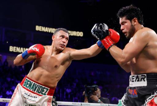Benavídez derrota a Ramírez por nocaut y reta a Canelo Álvarez