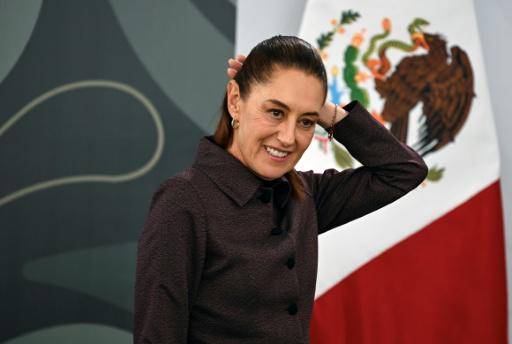 La presidenta mexicana, Claudia Sheinbaum, sonríe durante su rueda de prensa diaria, el 9 de marzo de 2026 en Ciudad de México