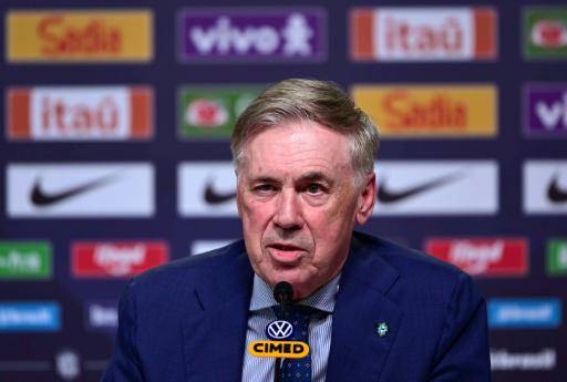 El seleccionador de Brasil, el italiano Carlo Ancelotti, comparece ante la prensa en el anuncio de su convocatoria para los próximos amistosos contra Francia y Croacia, en Rio de Janeiro, el 16 de marzo de 2026