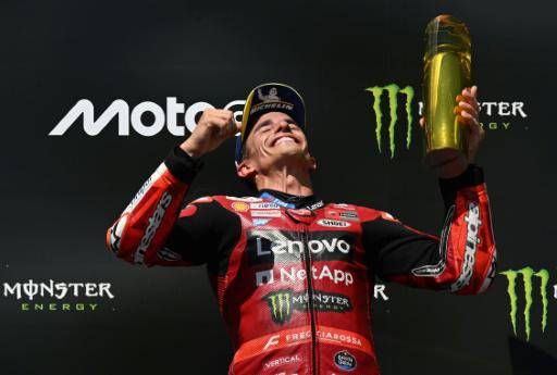 Marc Márquez logra segunda victoria consecutiva y apunta a la lucha por el título